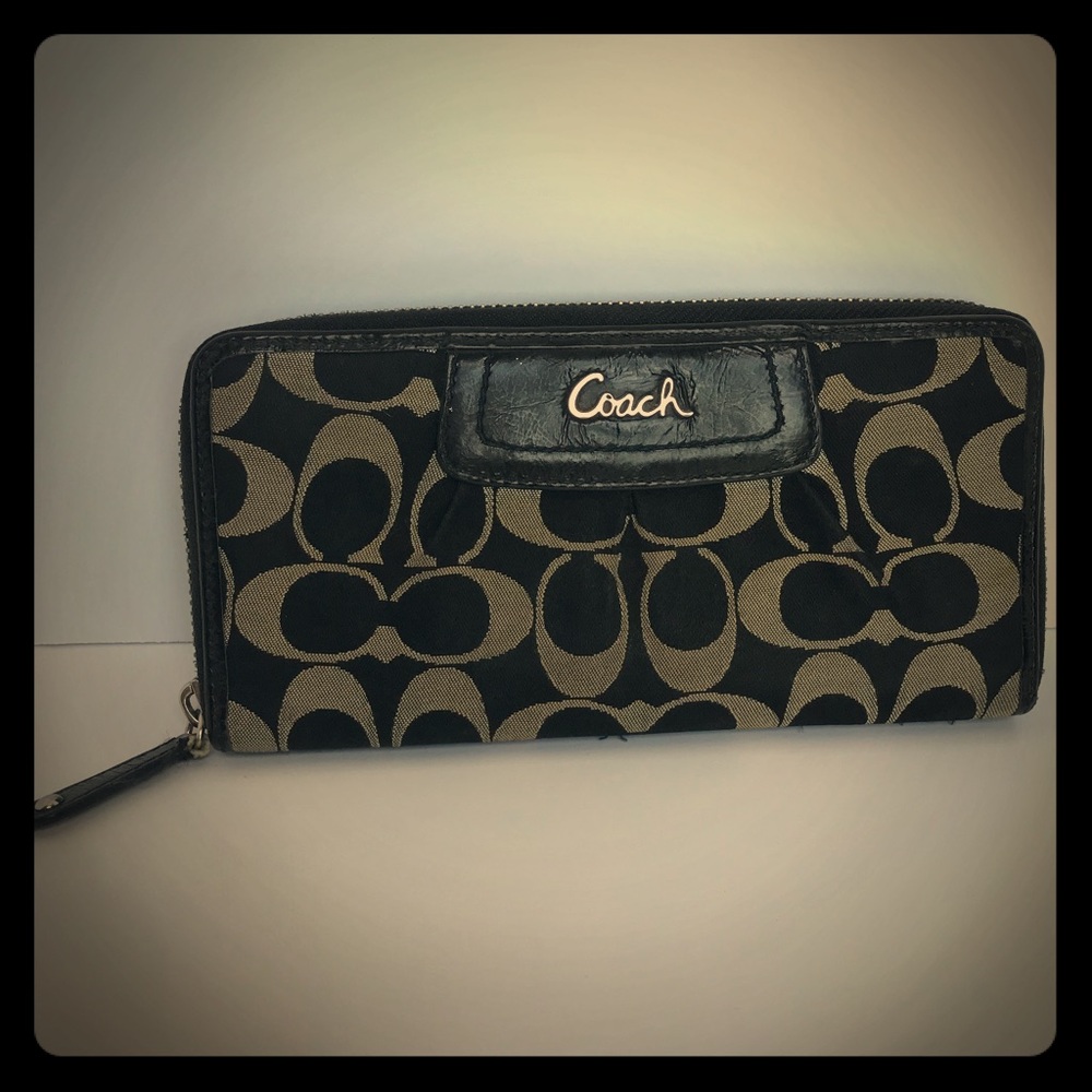 Coach wallet